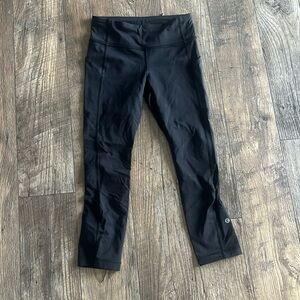 Black LuluLemon 3/4 Leggings